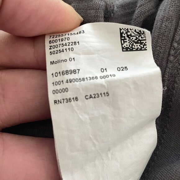 Hugo Boss Mens Long Sleeve V-Neck Regular Fit Long Staple Cotton Tee L - Picture 8 of 8